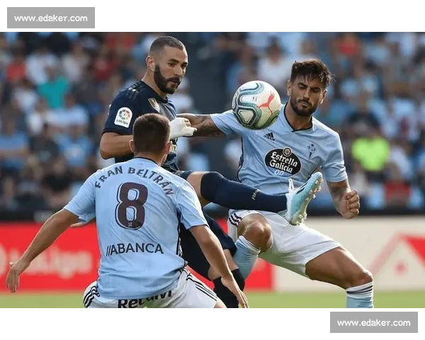 足球比赛全站入口最新赛事资讯与高清直播平台实时数据分析互动社区 - 副本 (5)